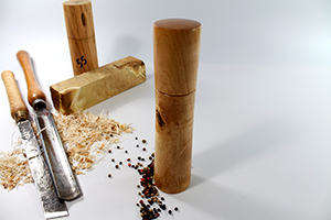 Gewürzmühle, Salzmühle, Pfeffermühle aus Holz Birke