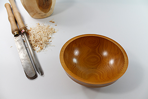 Schale, Schüssel aus Holz Robinie